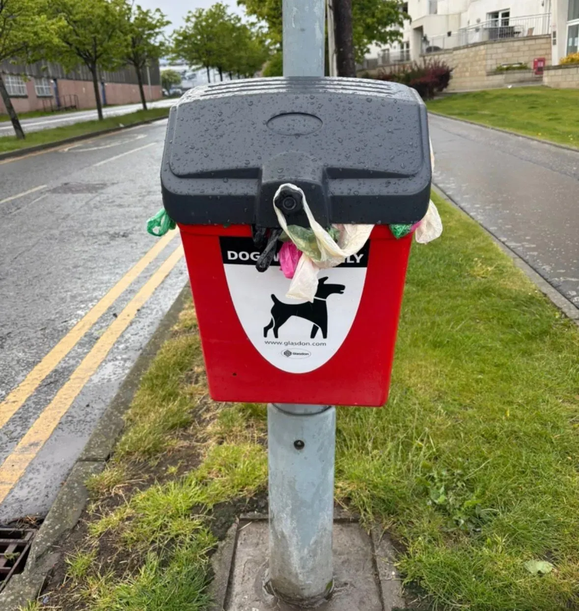 Poo Bin Collection image background image