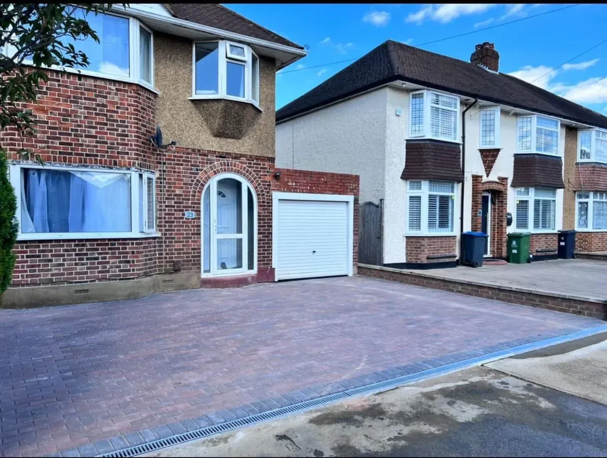Driveways image background image