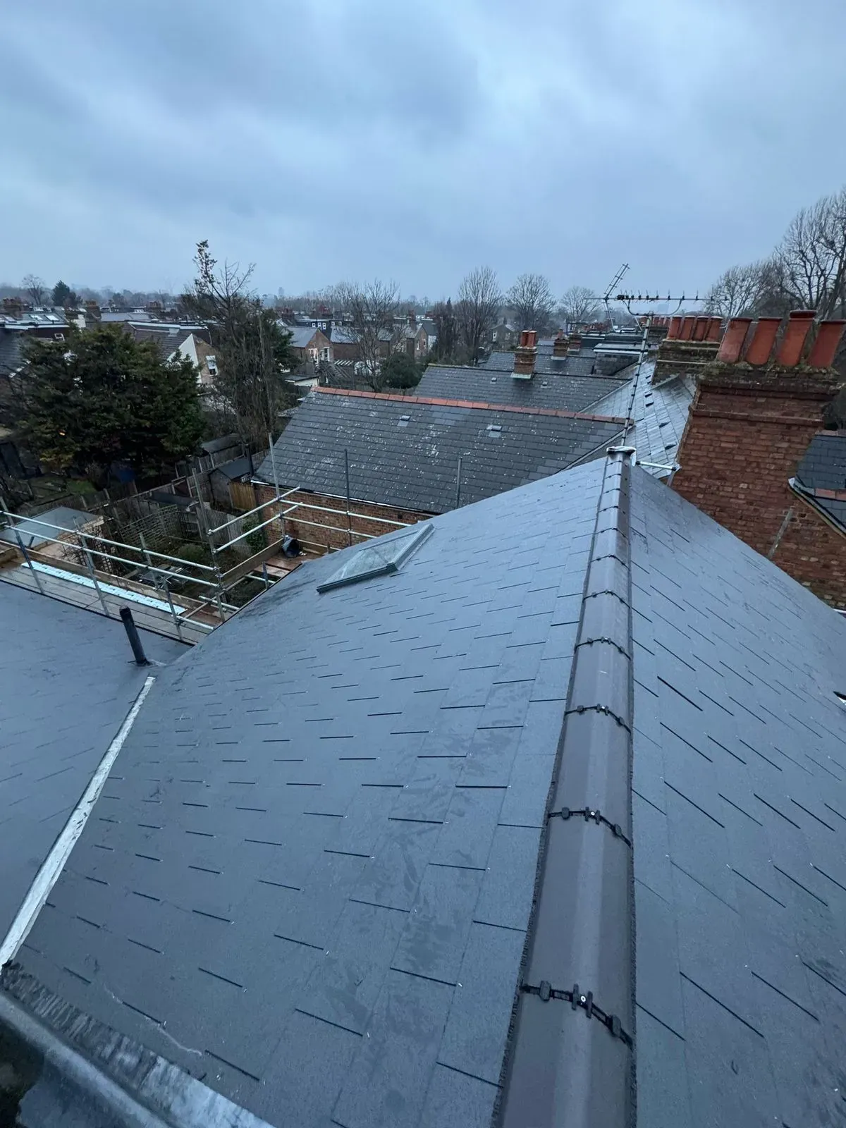 Roof installation image background image