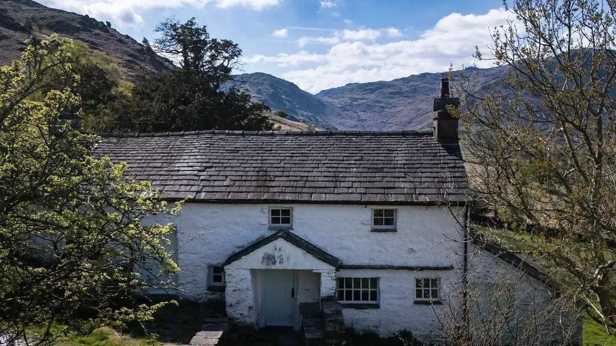 Stunning mountain view from the Secluded Cottage patio