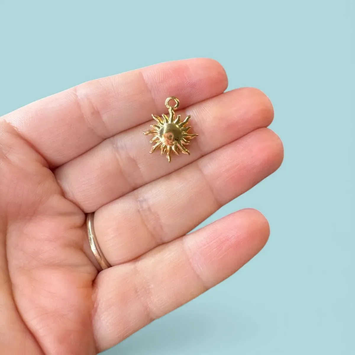 undefined thumbnail image