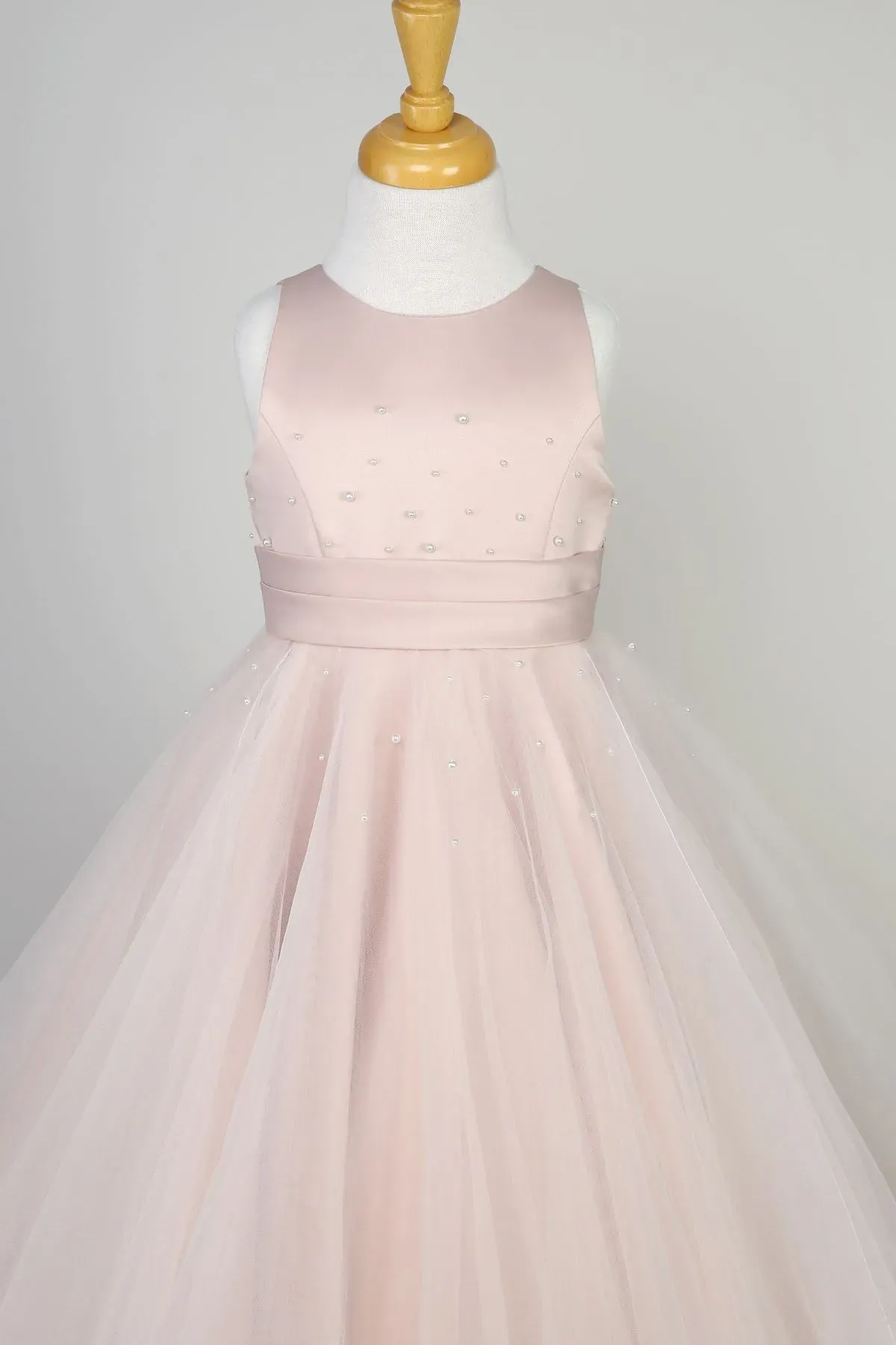 Flower girl image