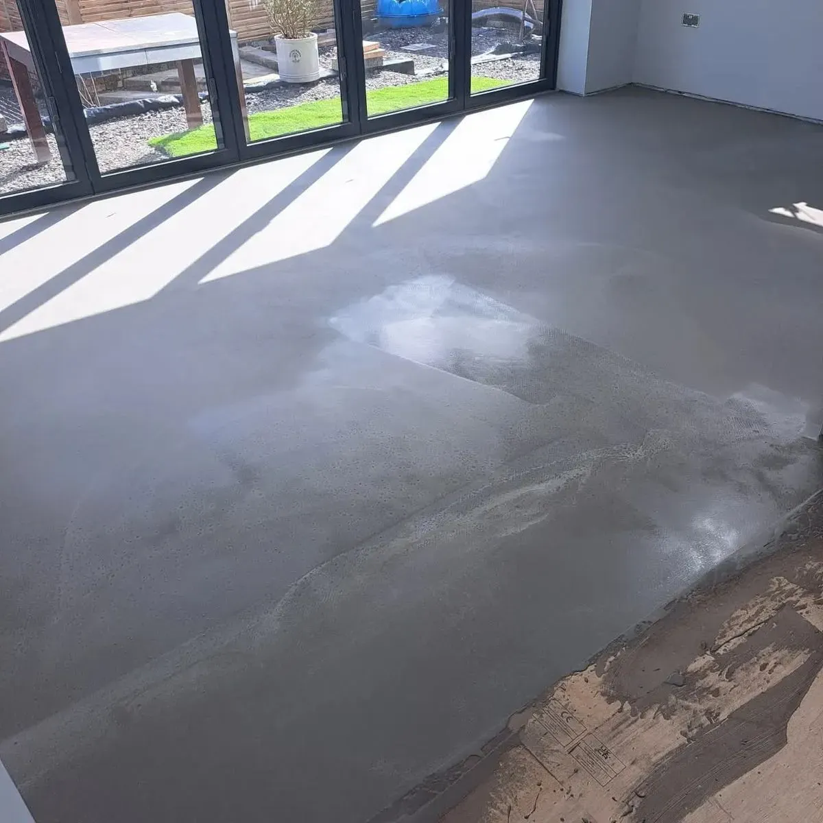 Before and after of flooring installation in Cosham