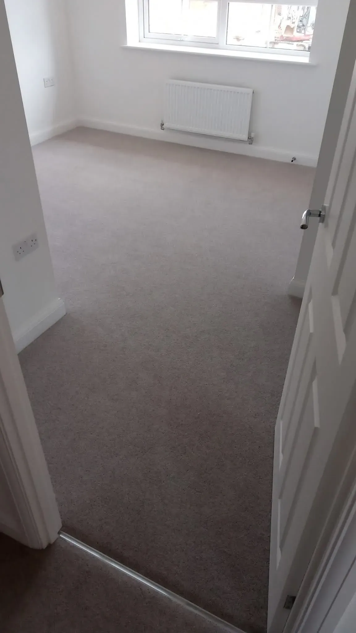 professional carpet fitting and installation in Cosham