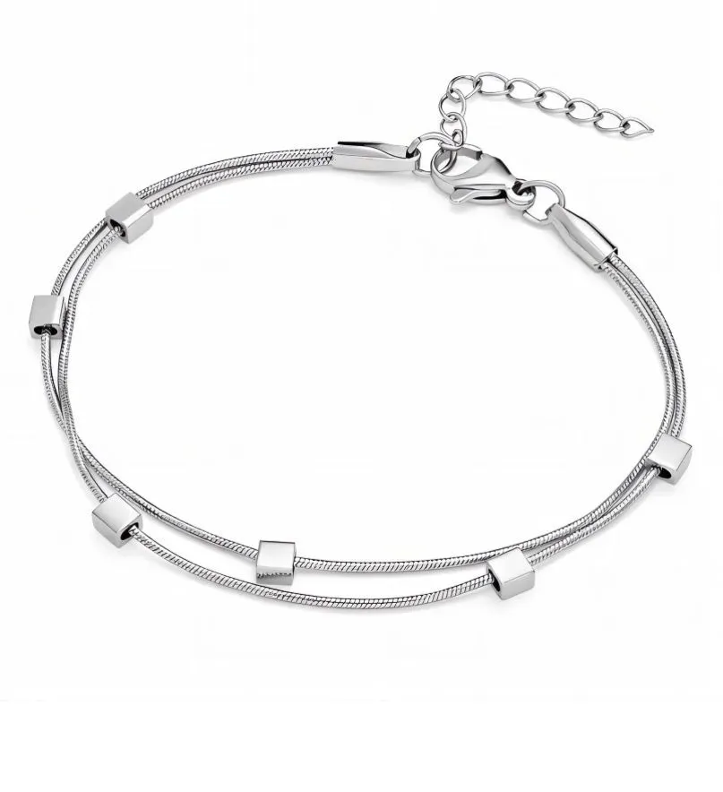 8216983216436-97d2nyqegerhiceudd77t-Charlotte-Silver-Bracelet- thumbnail image