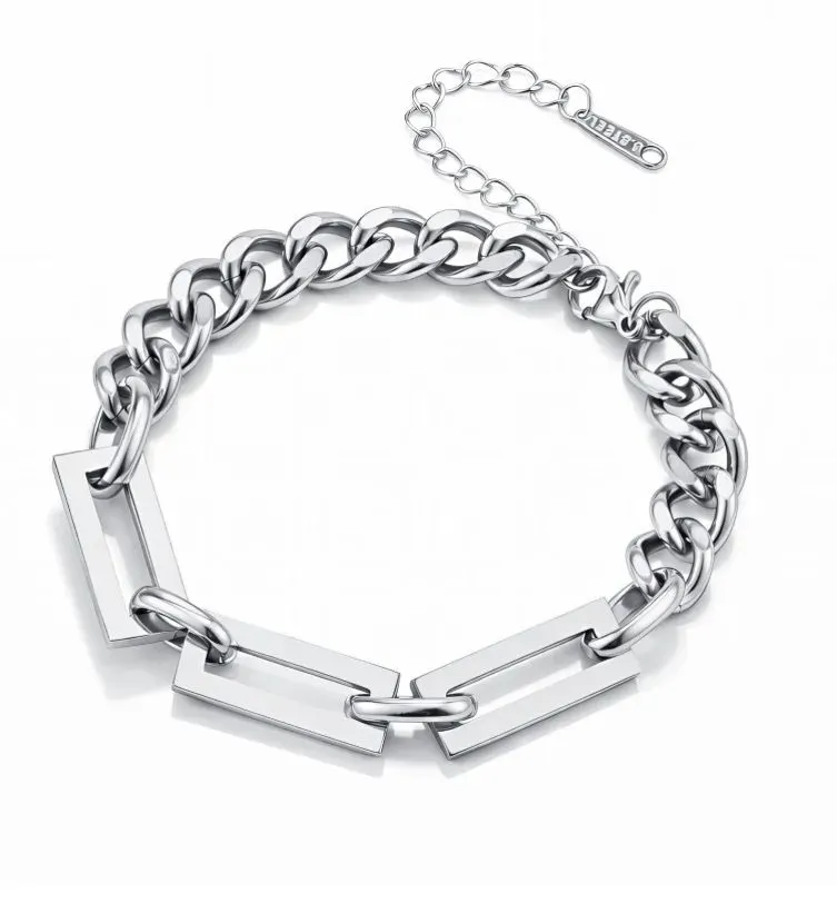 8216985555209-lzhigagyxmu1l3arx4t9-Camilla-Silver-Bracelet thumbnail image