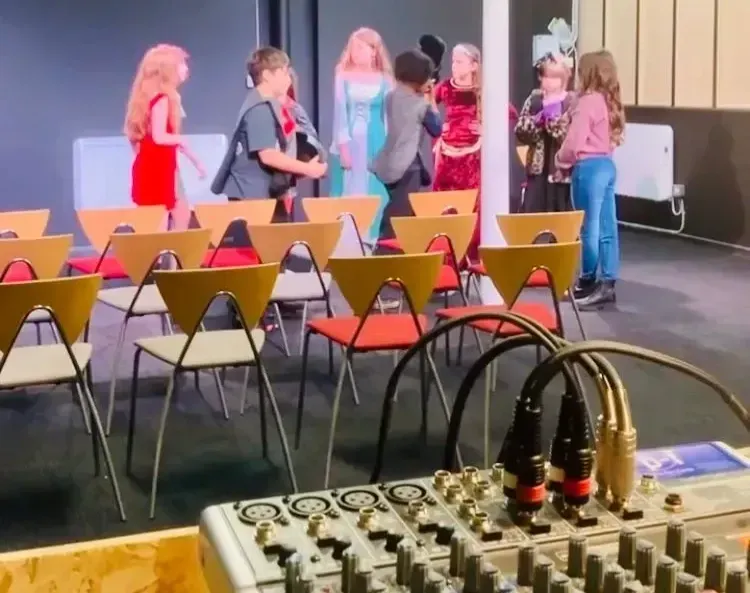 Descriptive text for the image