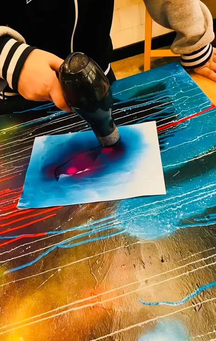 Descriptive text for the image