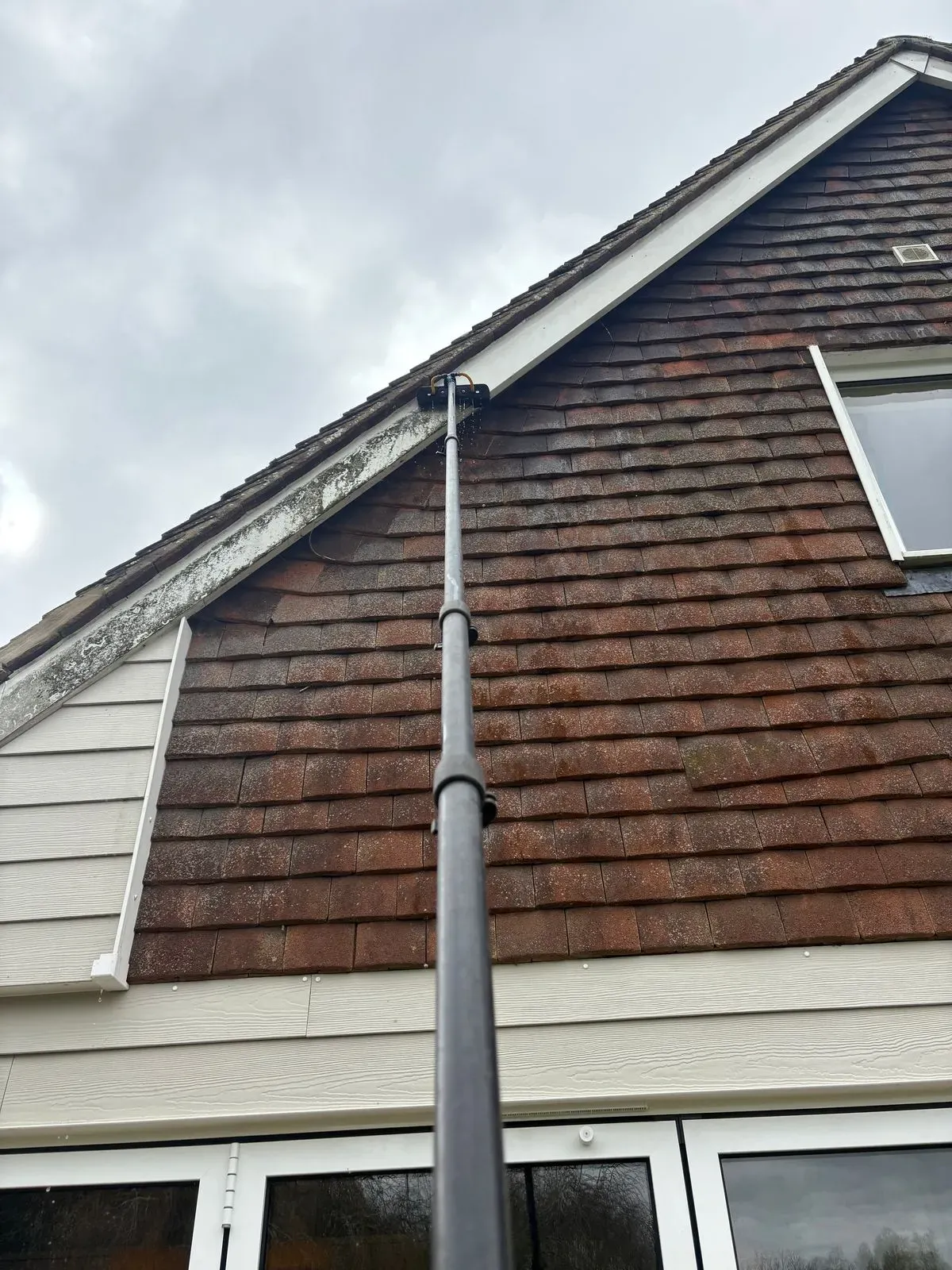 Fascia and soffit cleaning image background image