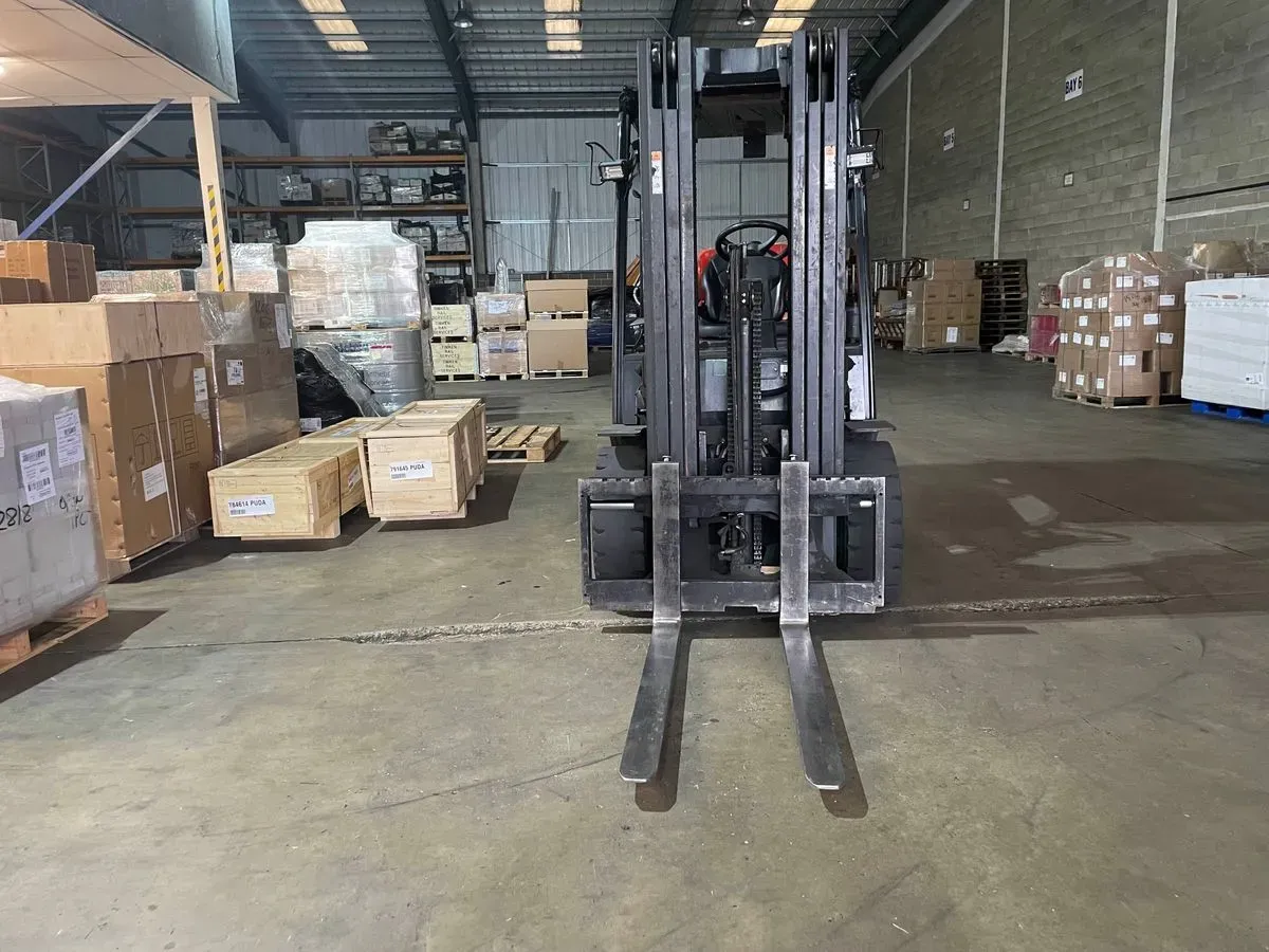 Warehousing and Distribution image background image