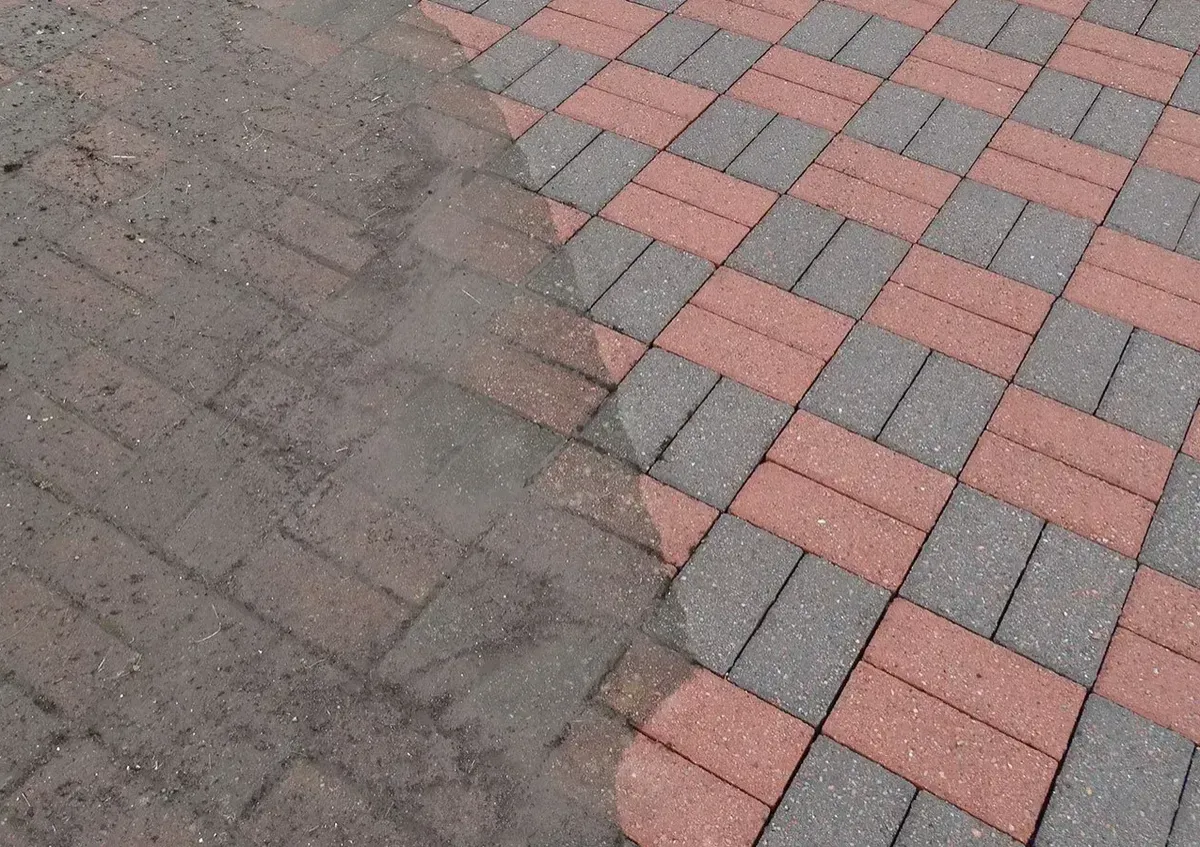 Block paving cleaning image background image