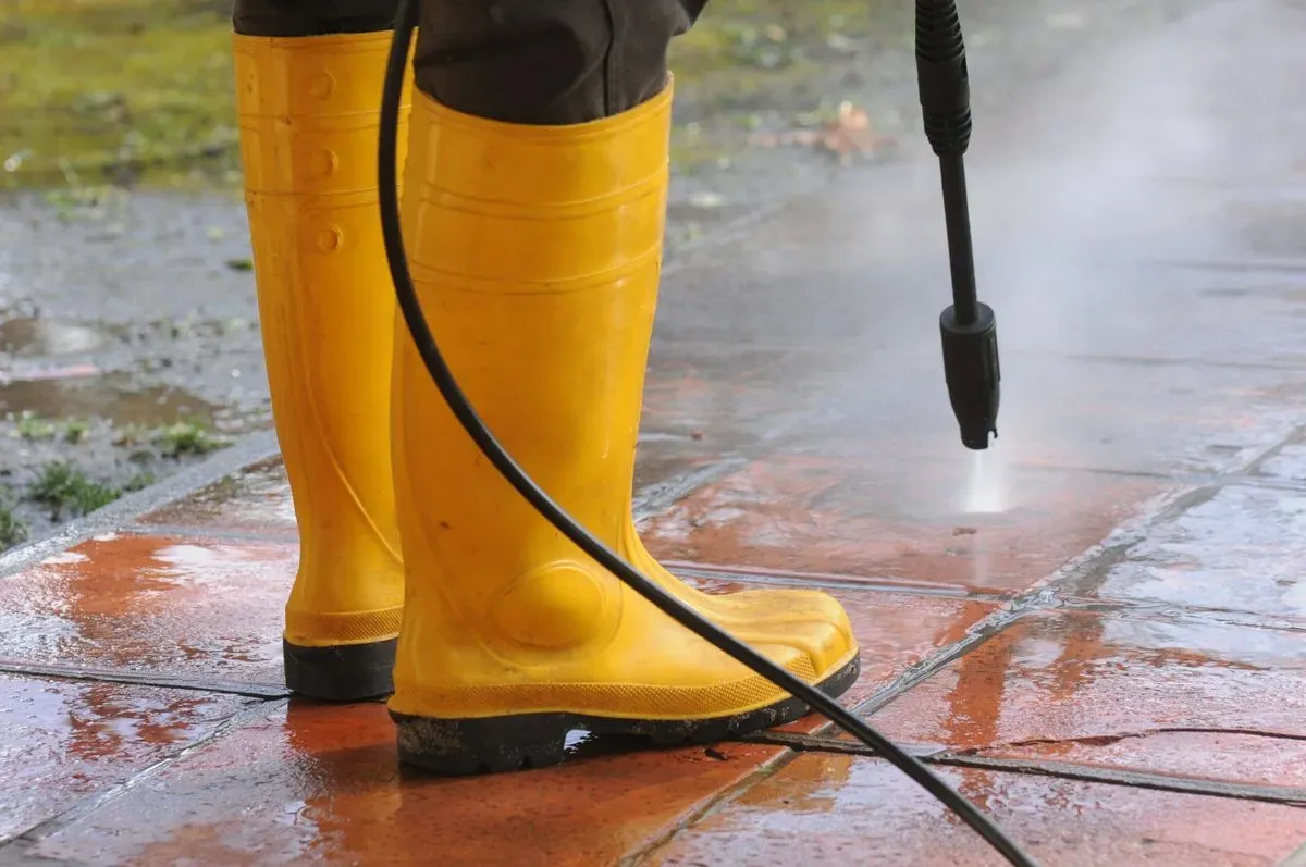 Pressure washing image background image