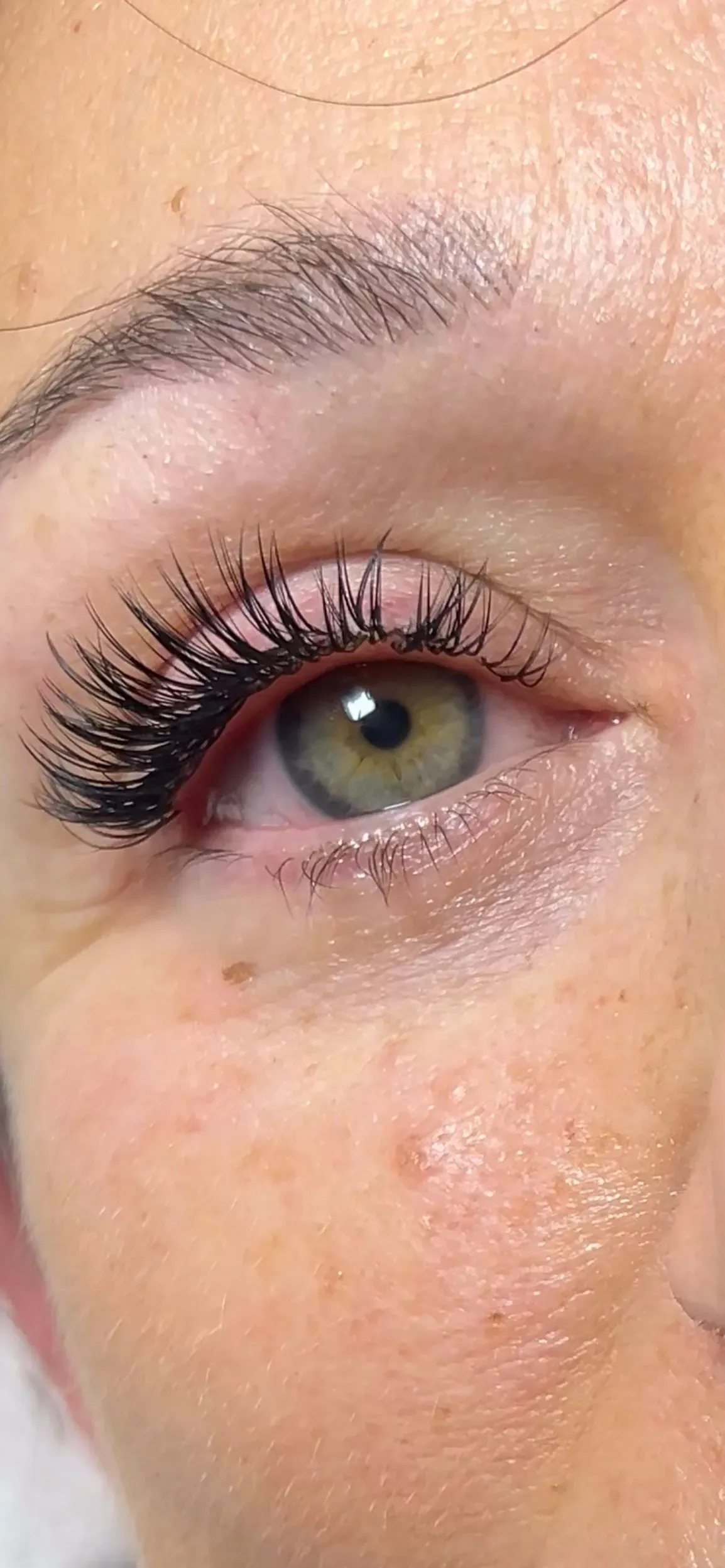 Eyelash Extensions image background image