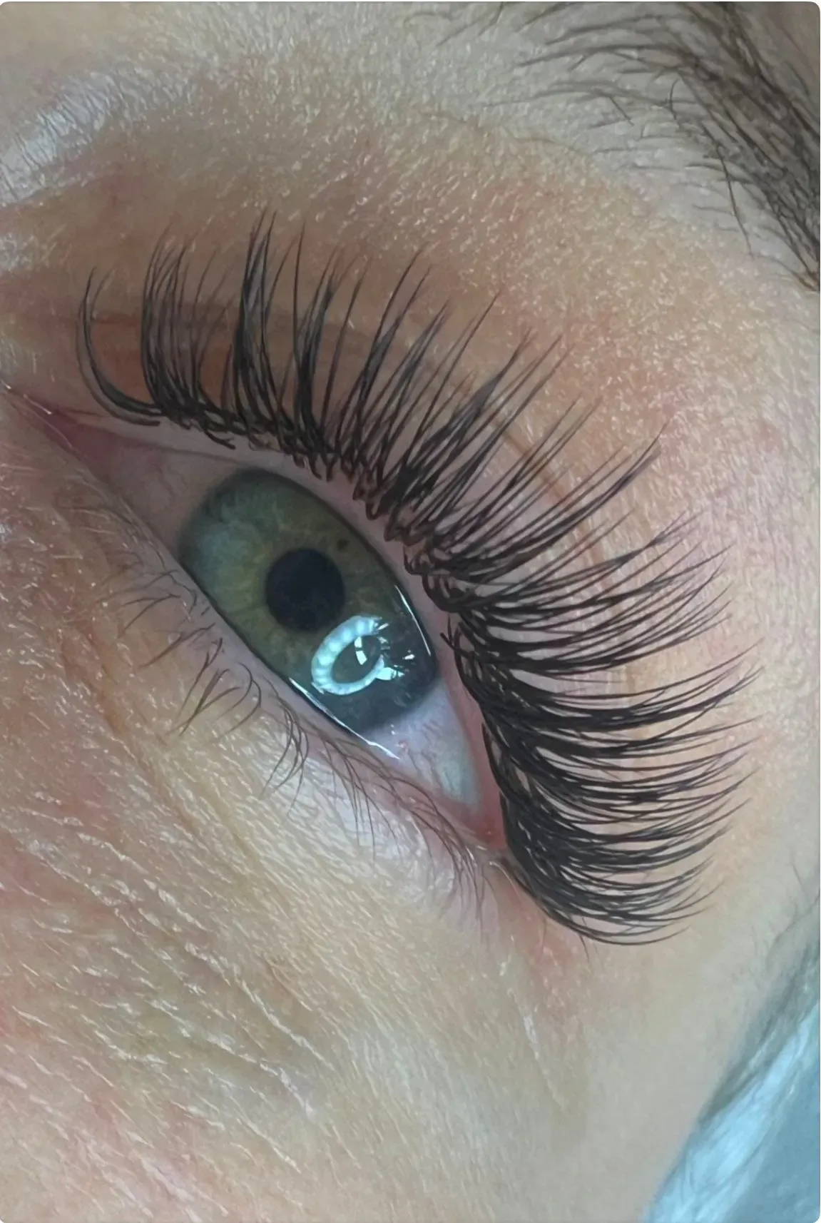 Eyelash Extensions image background image