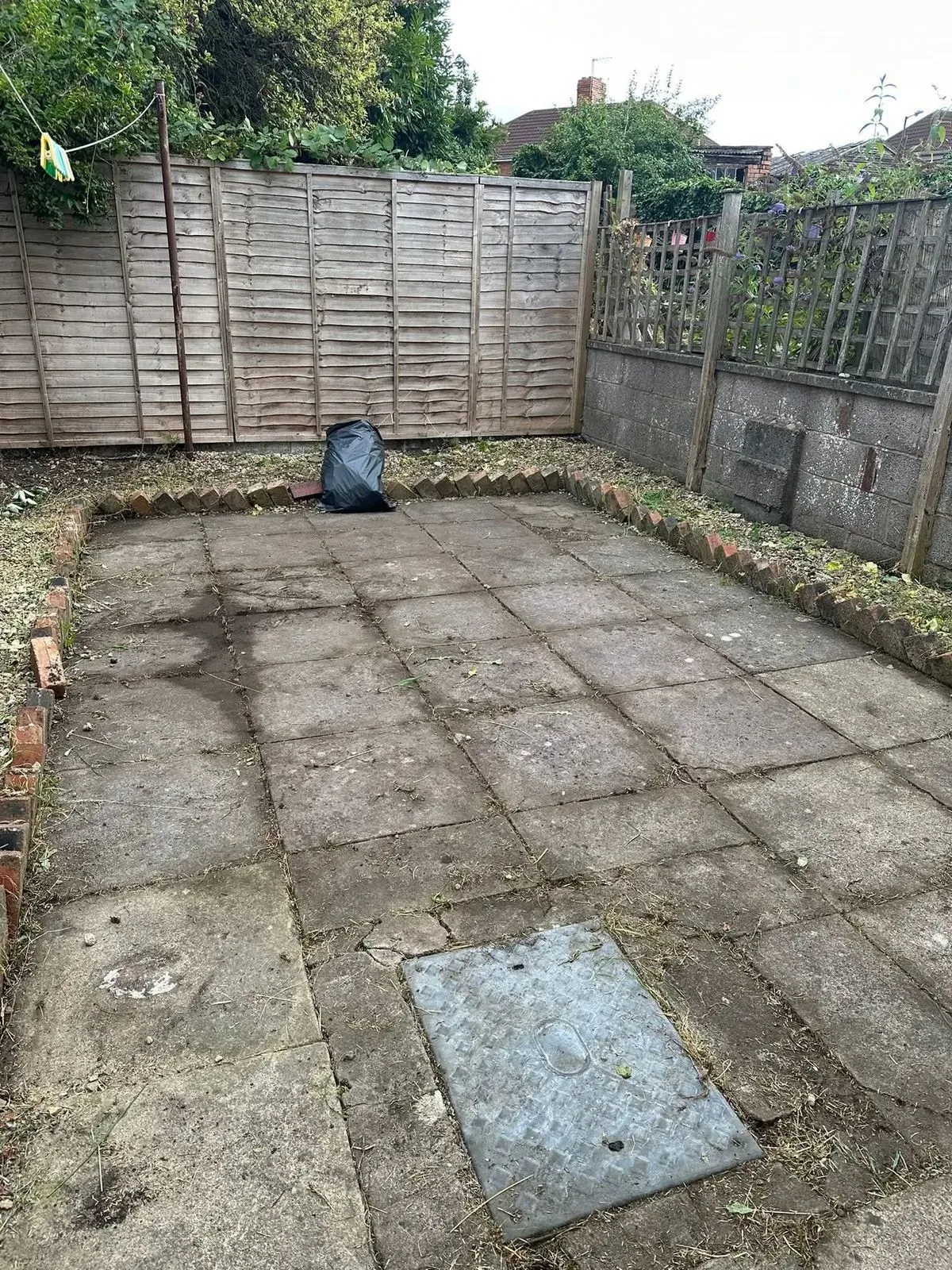 Garden Clearance image background image