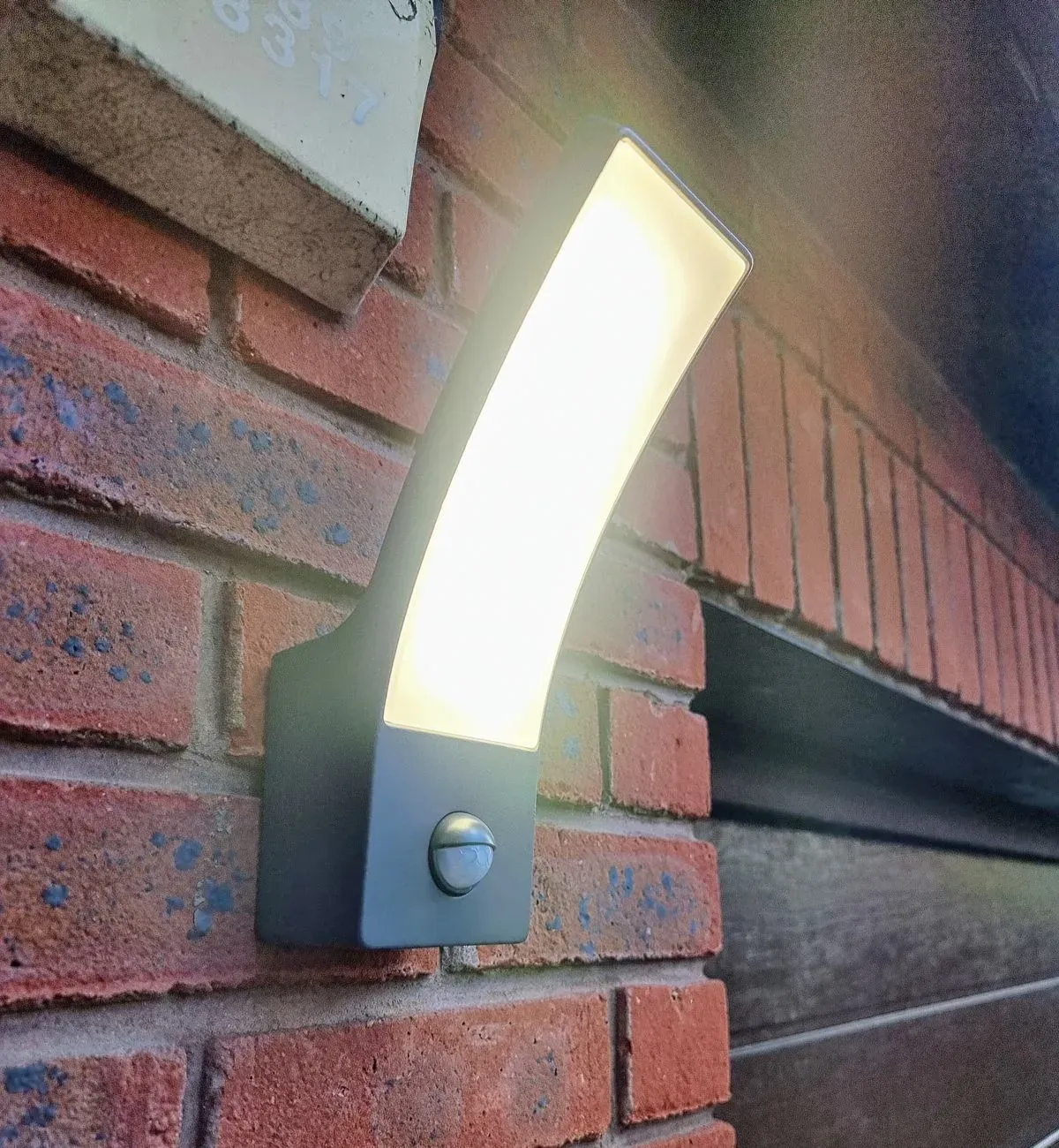 Descriptive text for the image