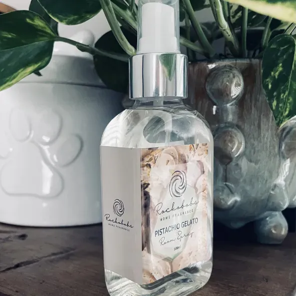 8225389688649-moaz23ef9uuetuaq5z4r-pistachio-gelato-spray-PNG thumbnail image