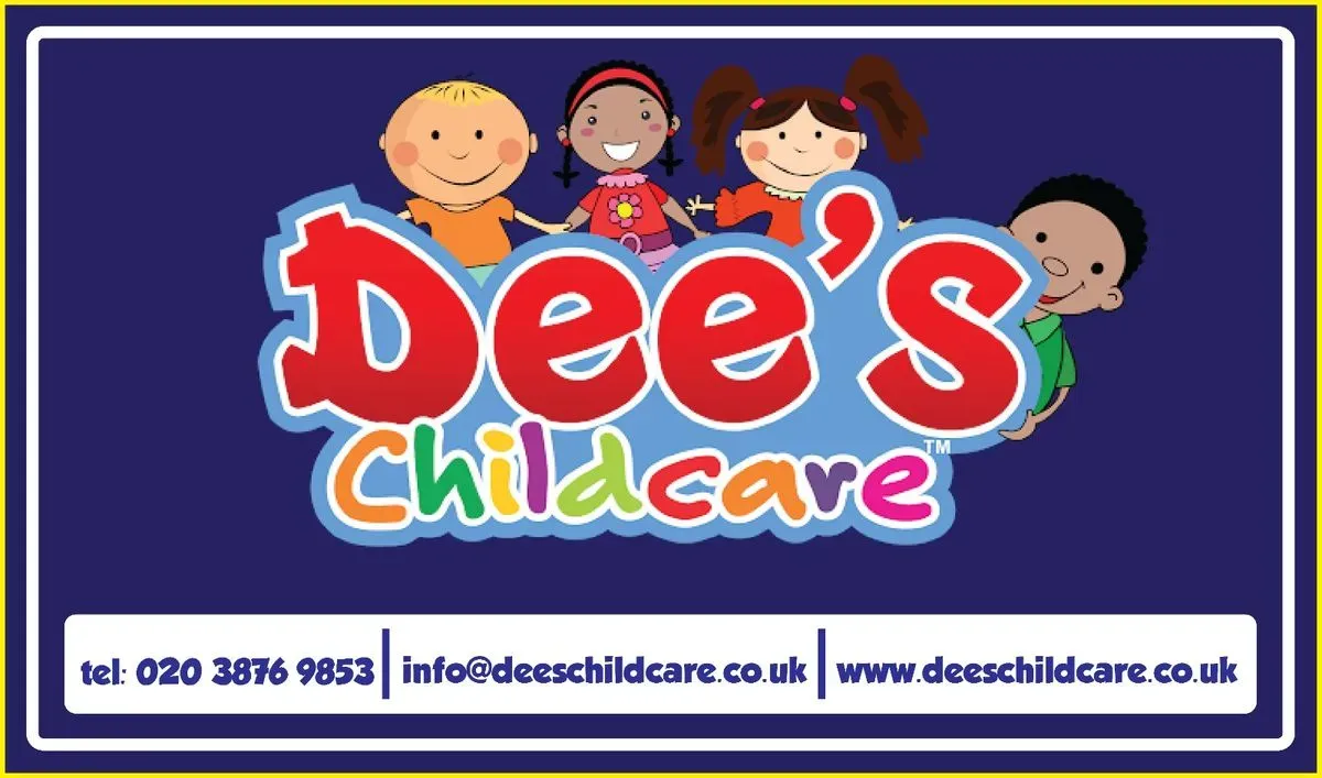 Dee's Childcare logo