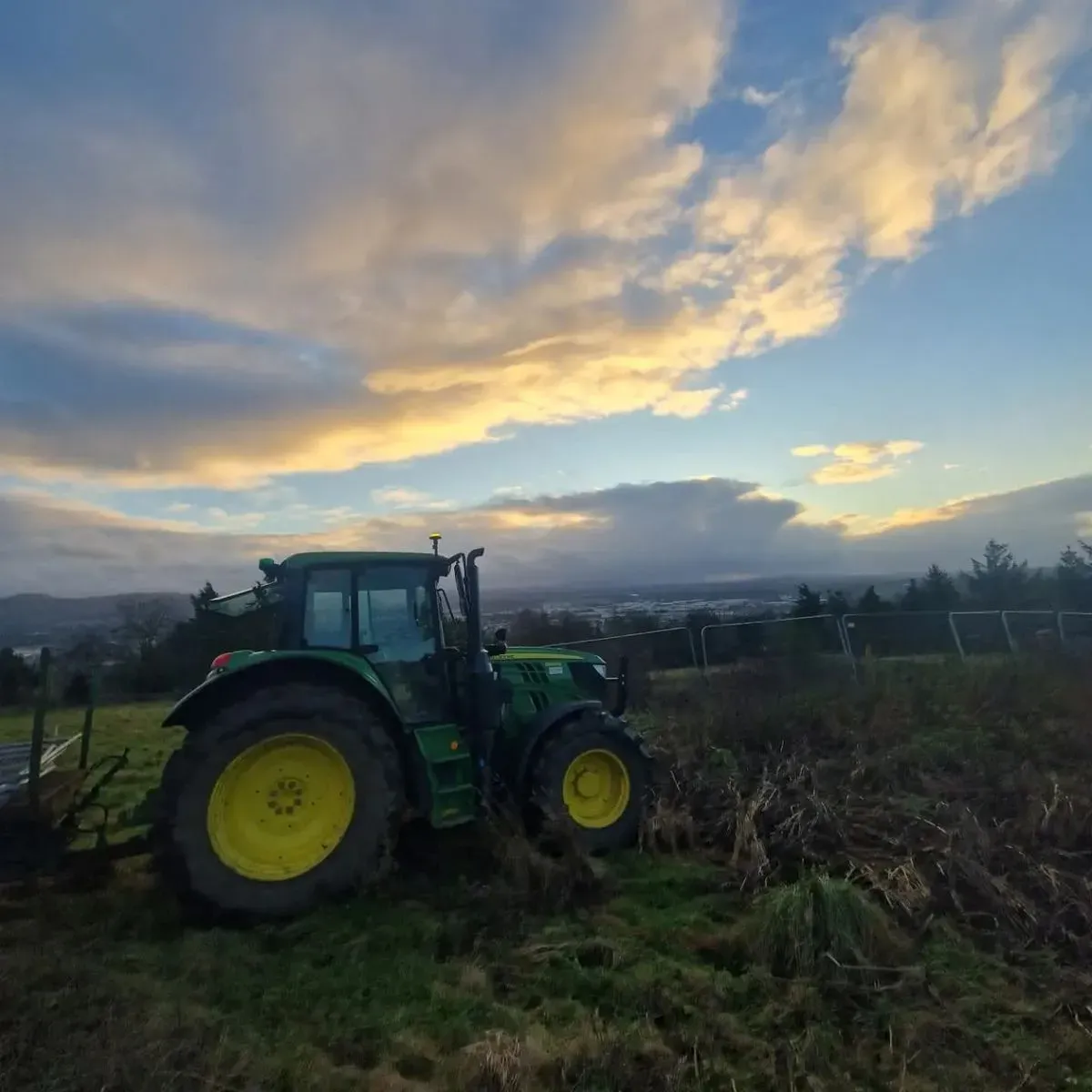 Farm and Live Events image background image
