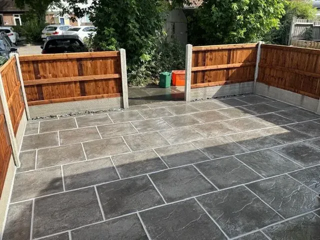 Resin driveway showcasing modern style in Billericay