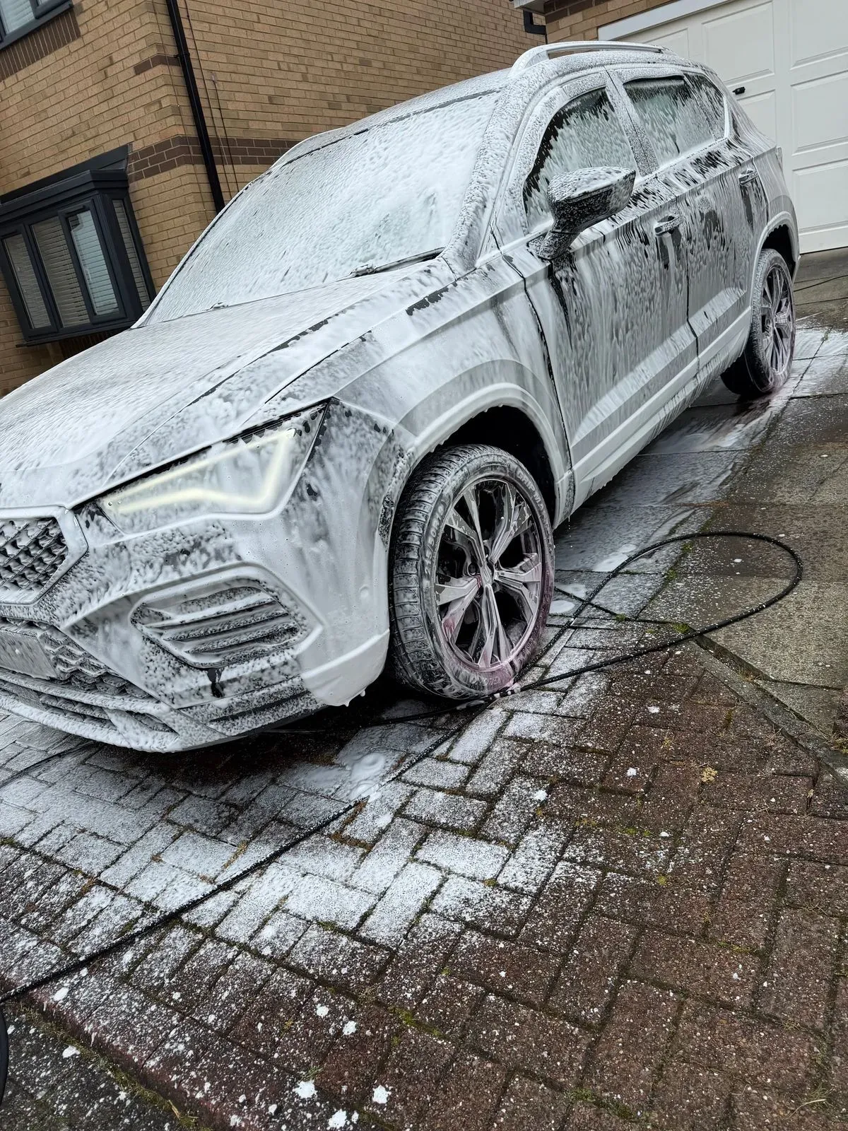 Deep clean & protection valet image background image