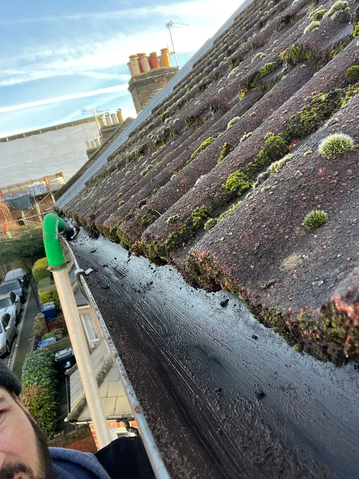 Gutter cleaning in Ealing