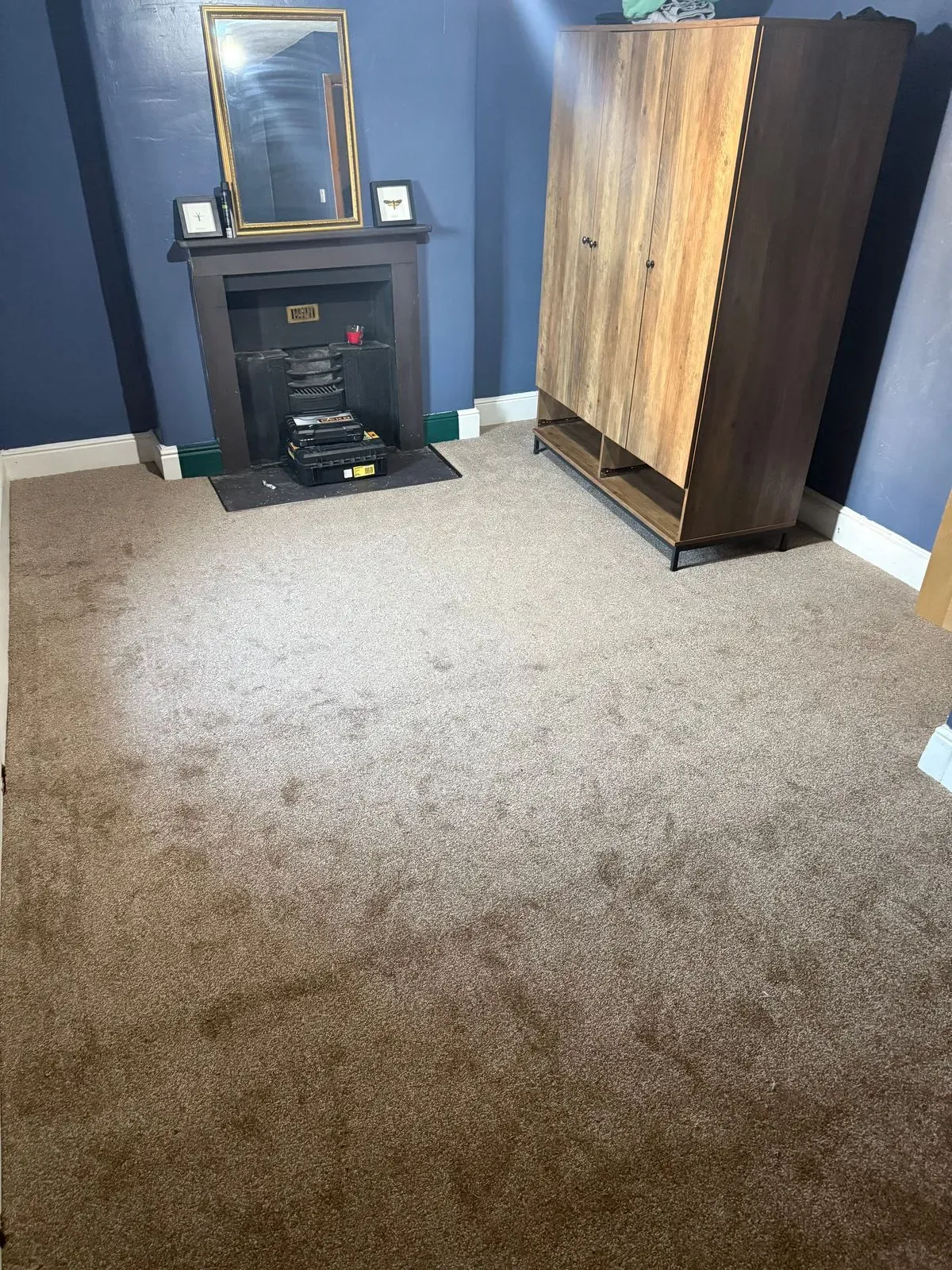 Carpet installation image