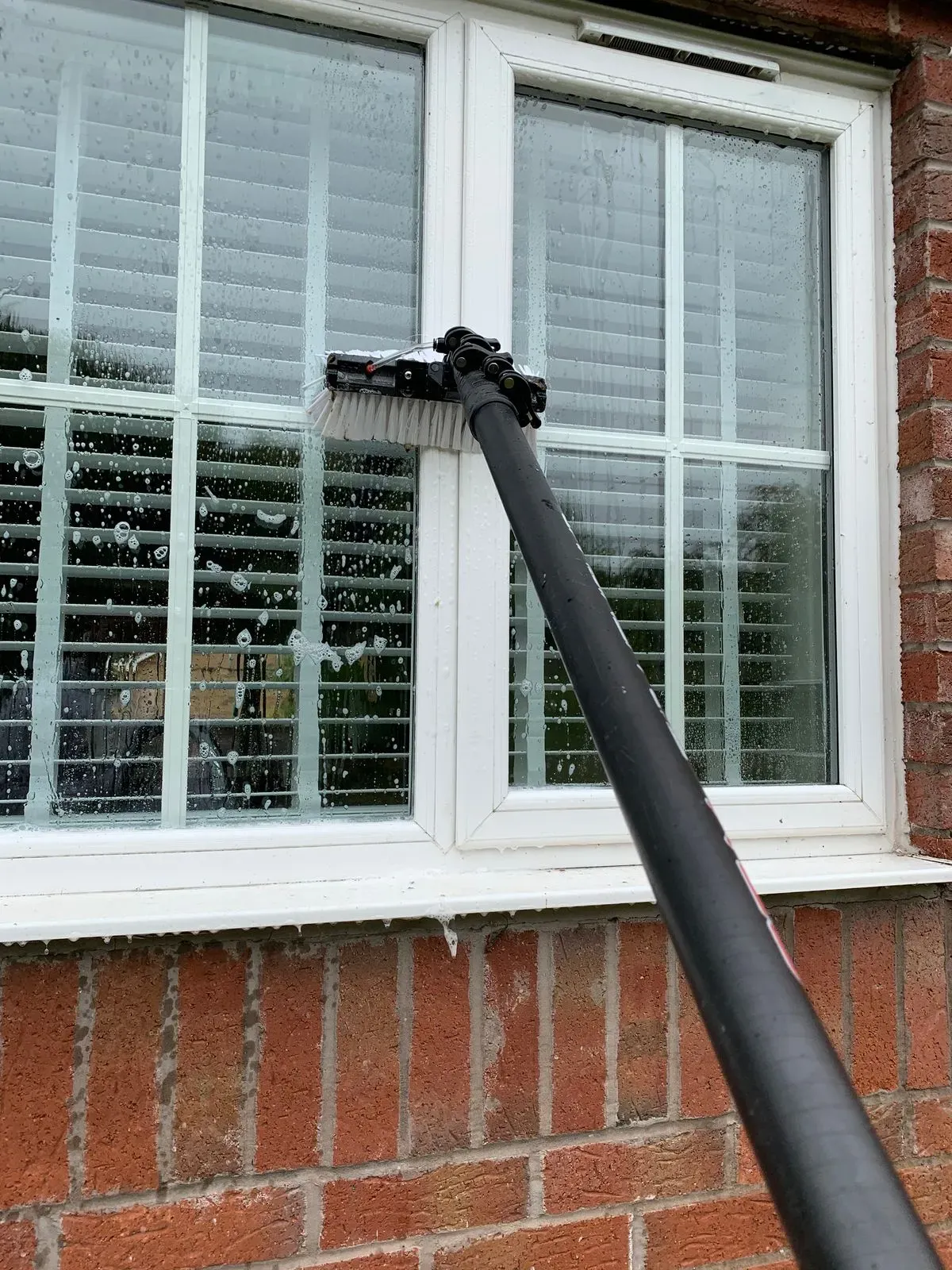 Exterior window cleaning image