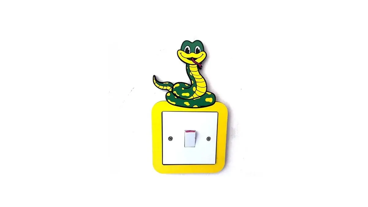 8211905331097-bvagmhg86tq5a3tkfnoec-Snake-Light-Switch-Cover-Handmade-Wooden-Kids-Bedroom-Wall-Decor--3- thumbnail image