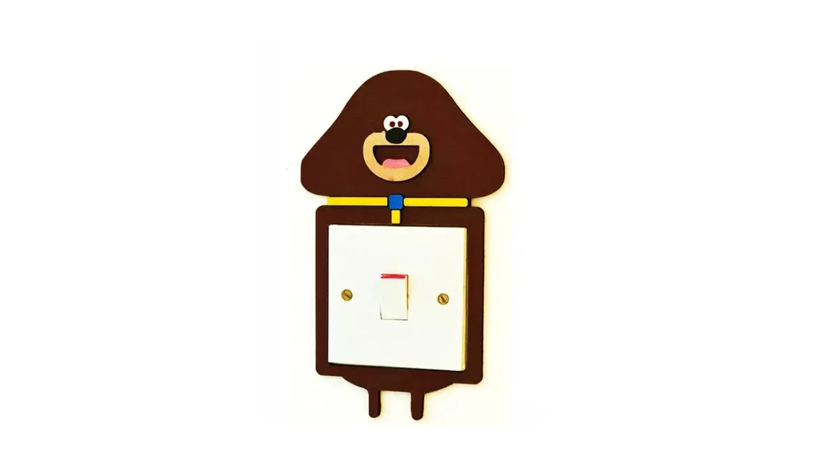 8216591544458-11kwt4qc9uwl3v68ce4amj-Light-Switch-Frame-Hey-Duggee-Handmade-Wooden--3- thumbnail image