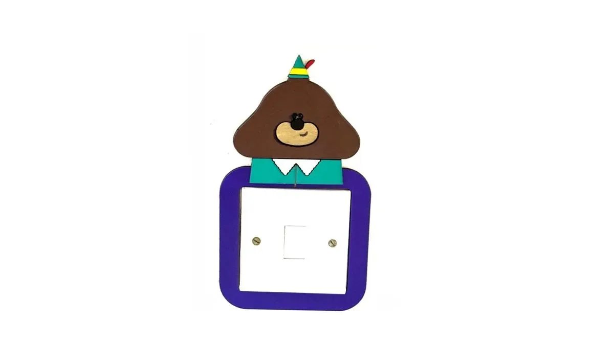 8216591628653-u9wp1jcaermhopluxjnj2l-Light-Switch-Frame-Hey-Duggee-Handmade-Wooden--4- thumbnail image
