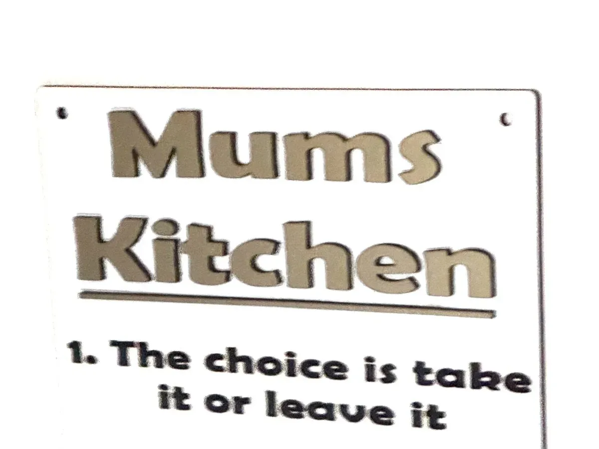 8225037153466-n9q9u3kix9btnnsnl0y207-Mums-Kitchen-2---4-3 thumbnail image
