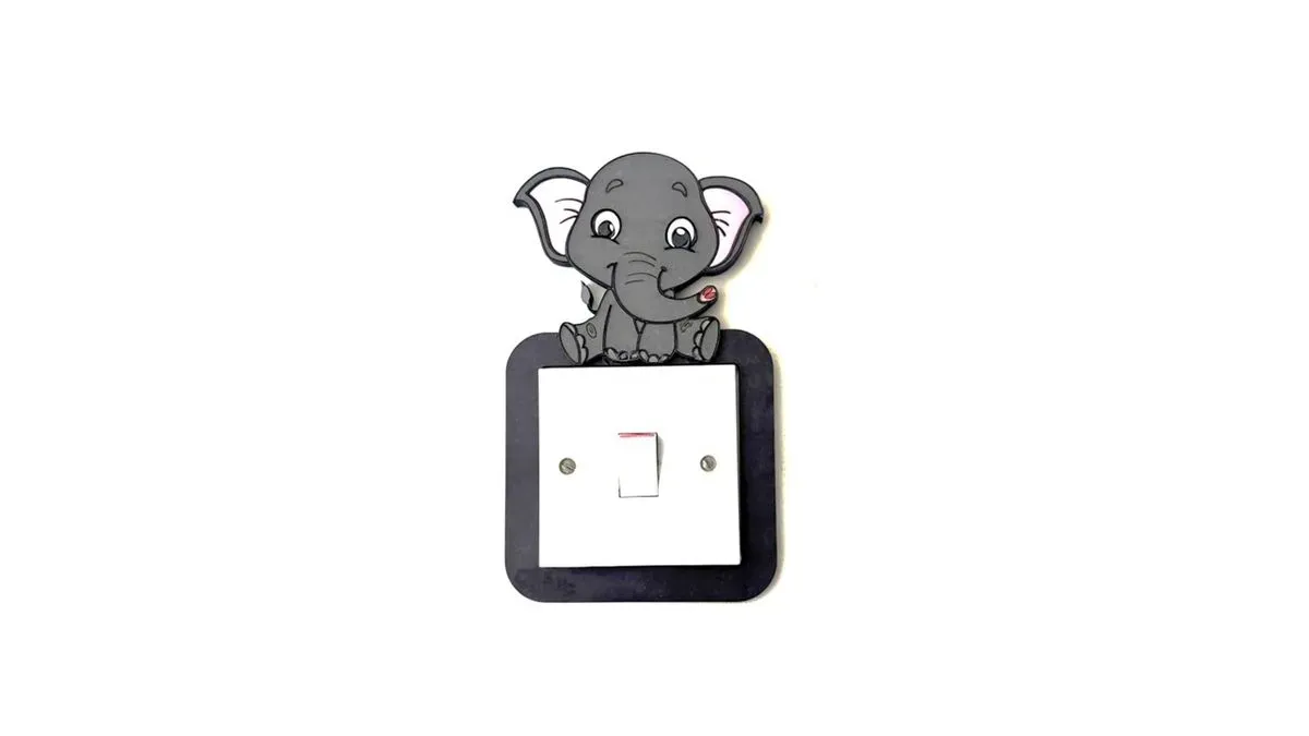 8226833651425-e8dbjrbjkrmllhl7uxlwjj-Light-Switch-Frame---Elephant---small thumbnail image