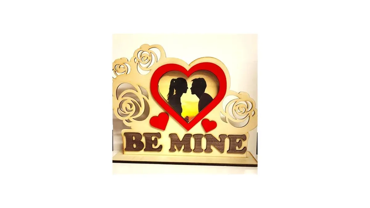 Be Mine Pic frame 1 - small thumbnail image