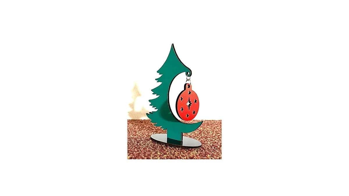 Hanging Bauble 1 - small pic thumbnail image