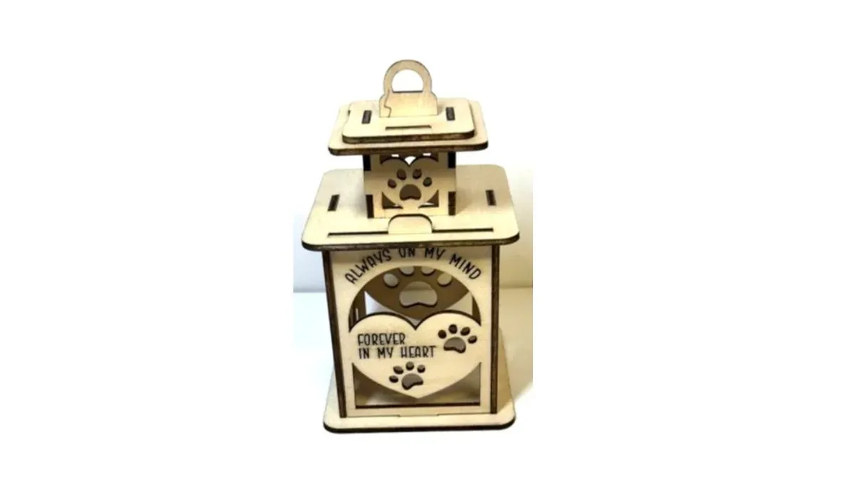 Pet memorial lantern thumbnail image