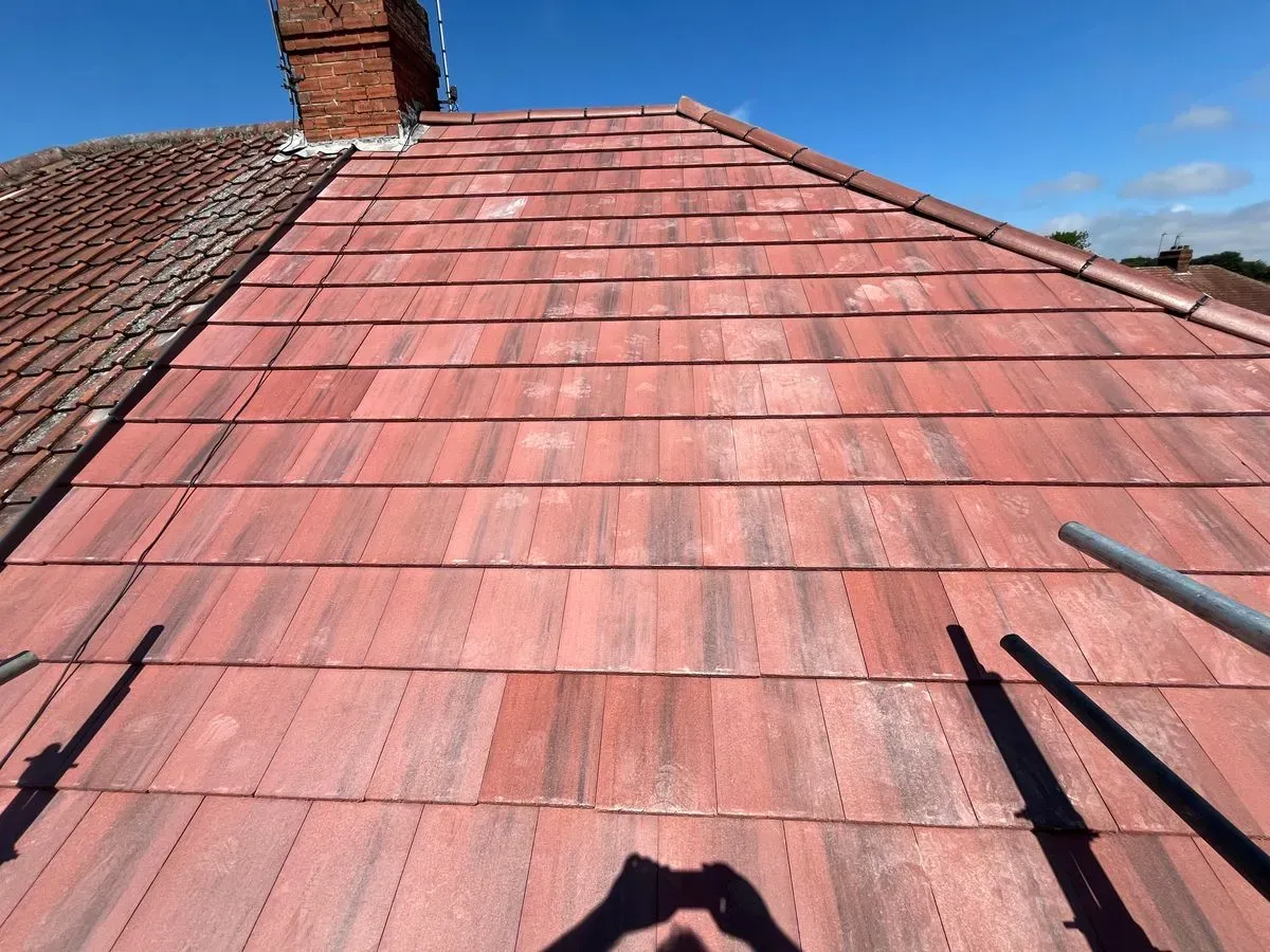 Tile roof installation image background image