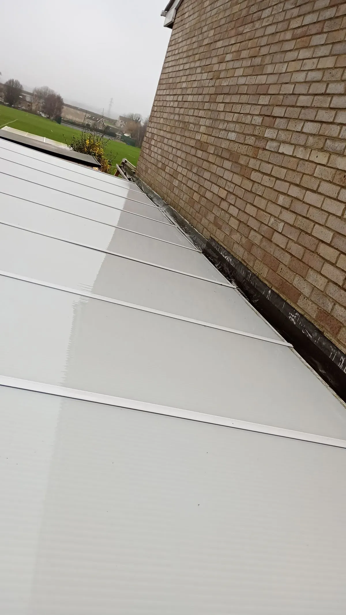 Conservatory roof cleans image background image