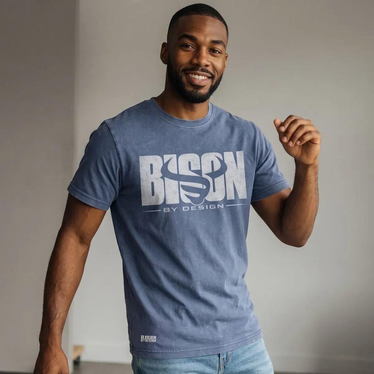 8214148579866-9eosyxea2znblh9l9b0z8-BISONbydesign-Grey-style-T-shirt-Acid-Wash-lndigo-blue-Front--AI-Fashion-Models- thumbnail image