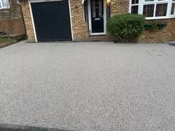 Resin bound gravel image