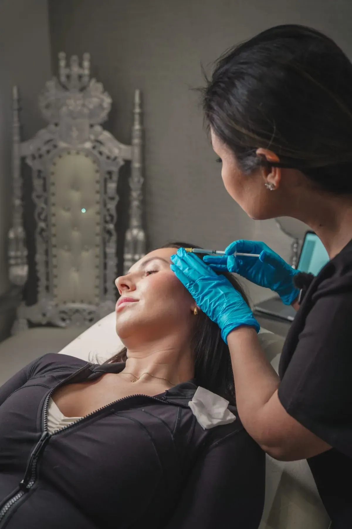 Dermal Fillers image background image