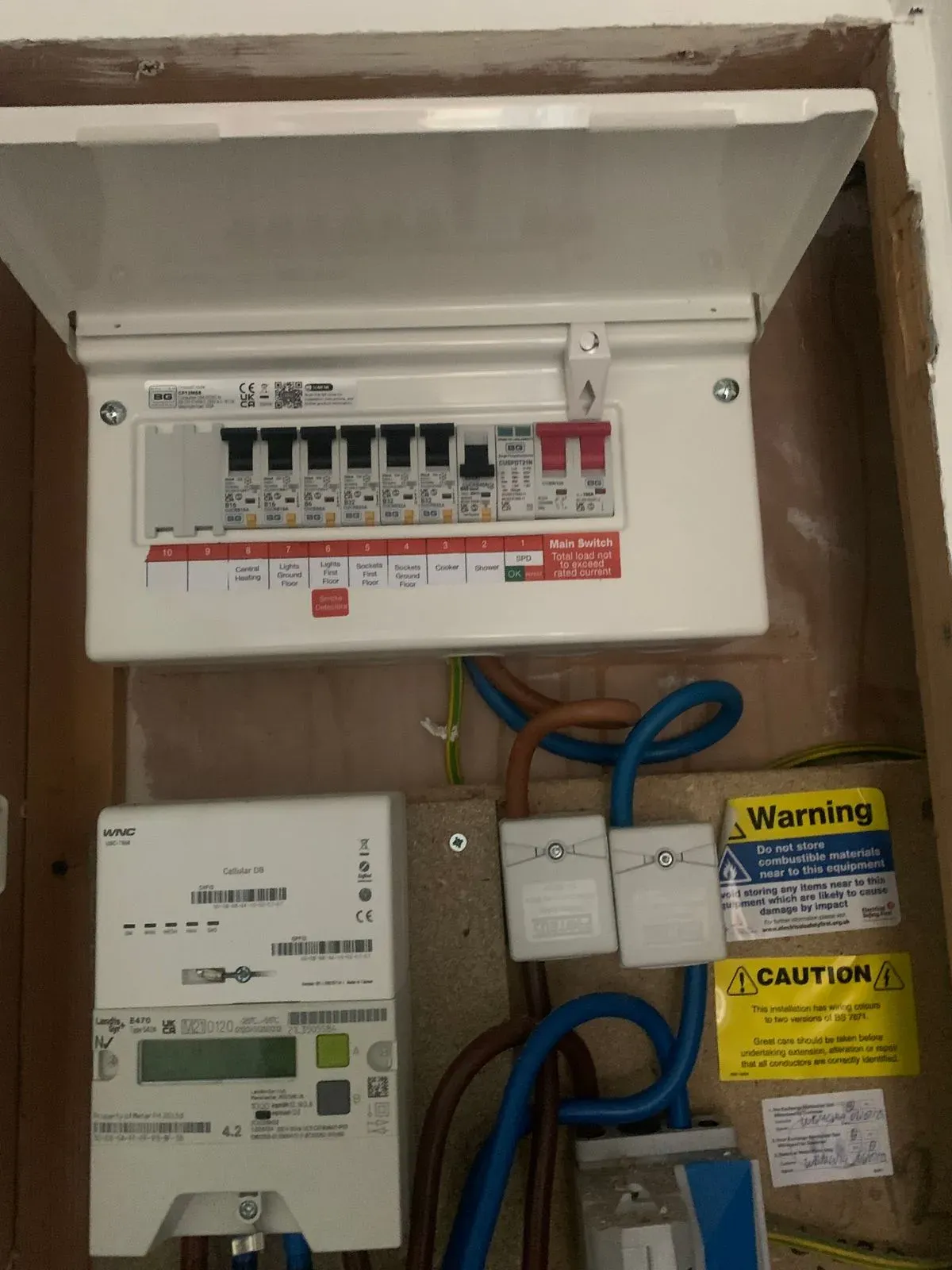 Electrical maintenance and repairs image background image
