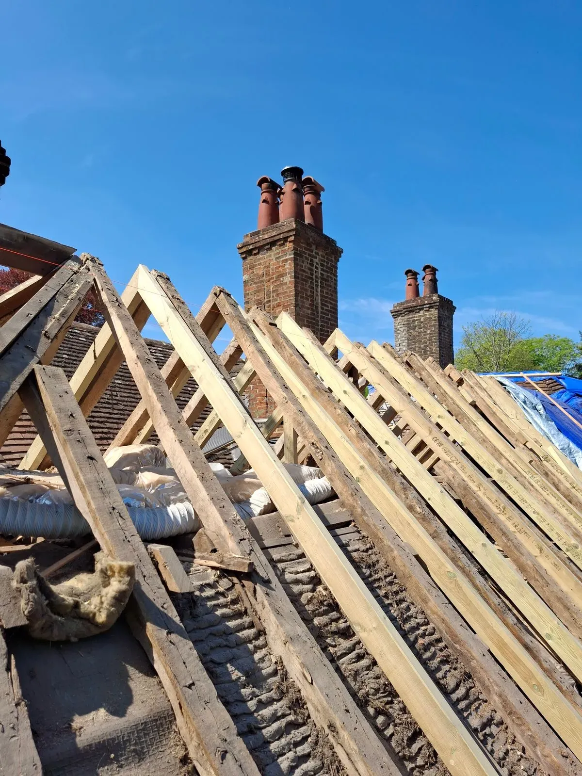 All aspects of roofing image background image