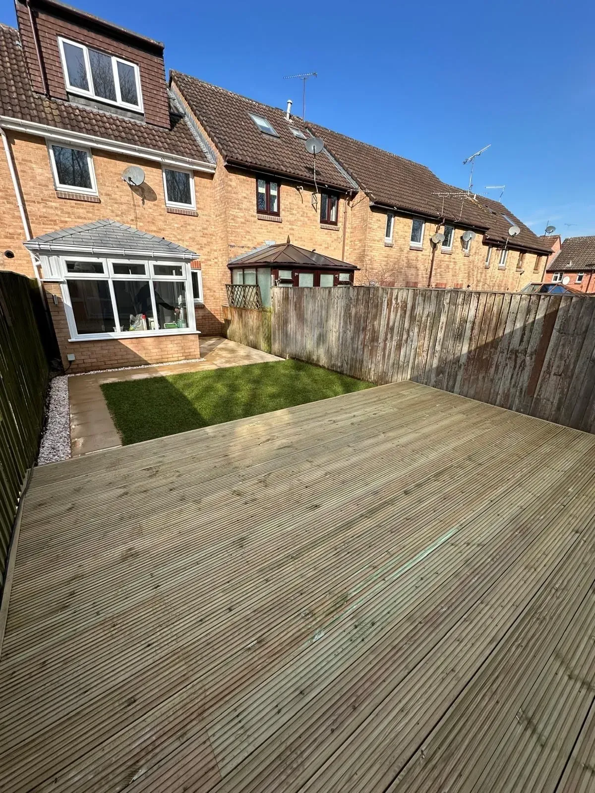 Decking and pergolas image background image