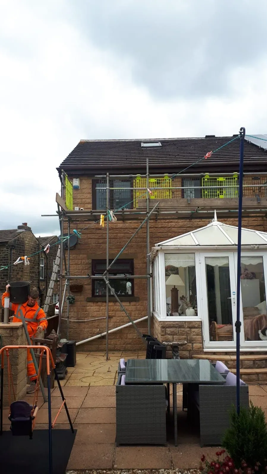 Scaffolding pudsey Leeds 