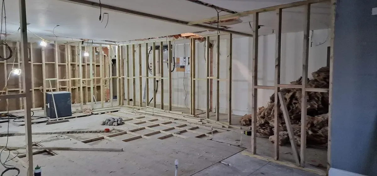 Dry Lining image background image