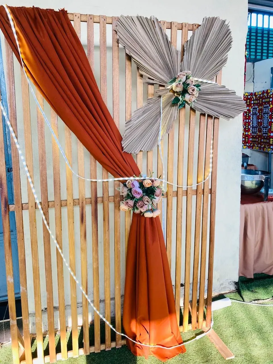 Descriptive text for the image