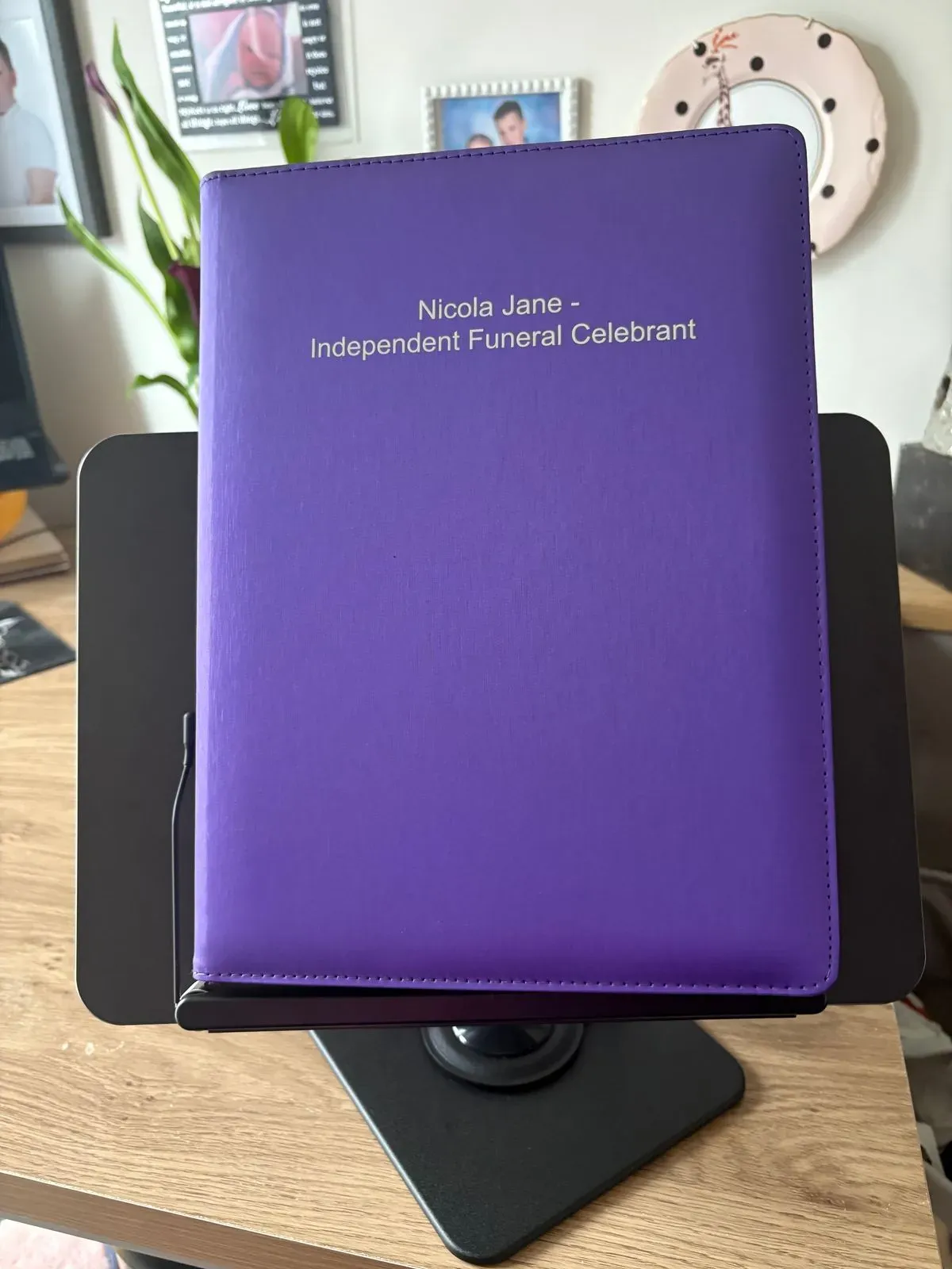 Independent Funeral Celebrancy  image background image