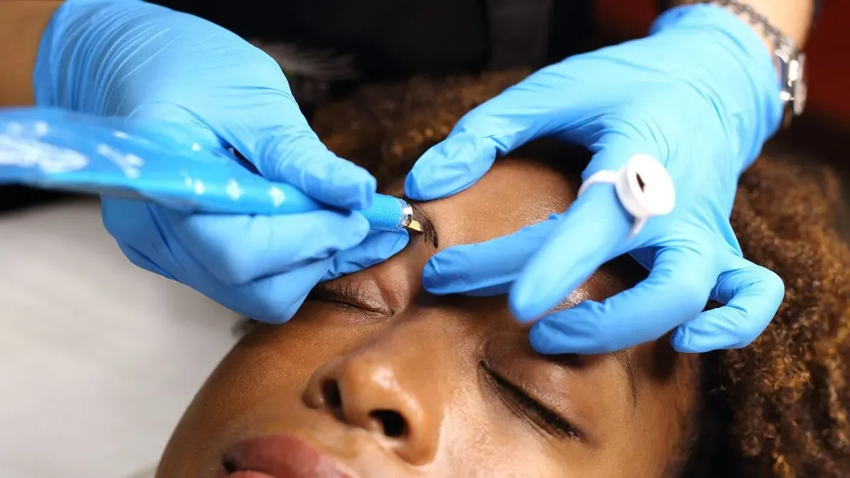 Microblading in Trouton