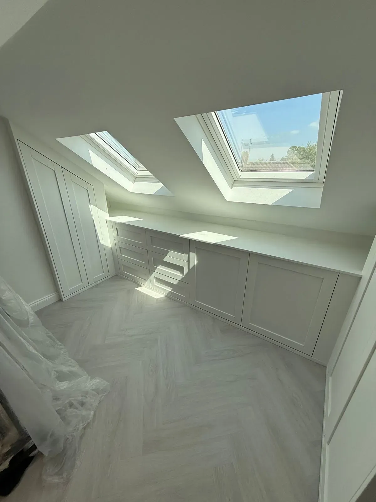 Interior painting image